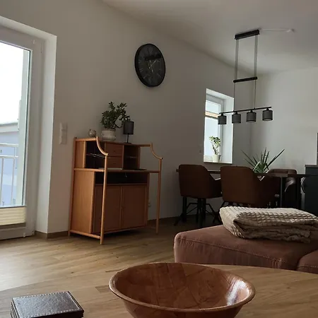 Ferienwohung Zur Flatterulme 2 * Weisswasser