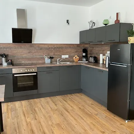 Ferienwohung Zur Flatterulme 2 * Weisswasser