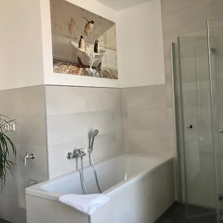 Ferienwohung Zur Flatterulme 2 * Weisswasser